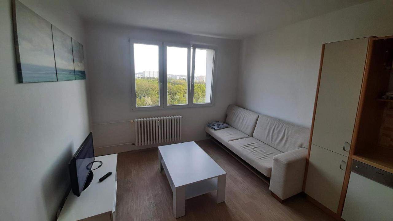 Apartment Kamyk Прага Экстерьер фото